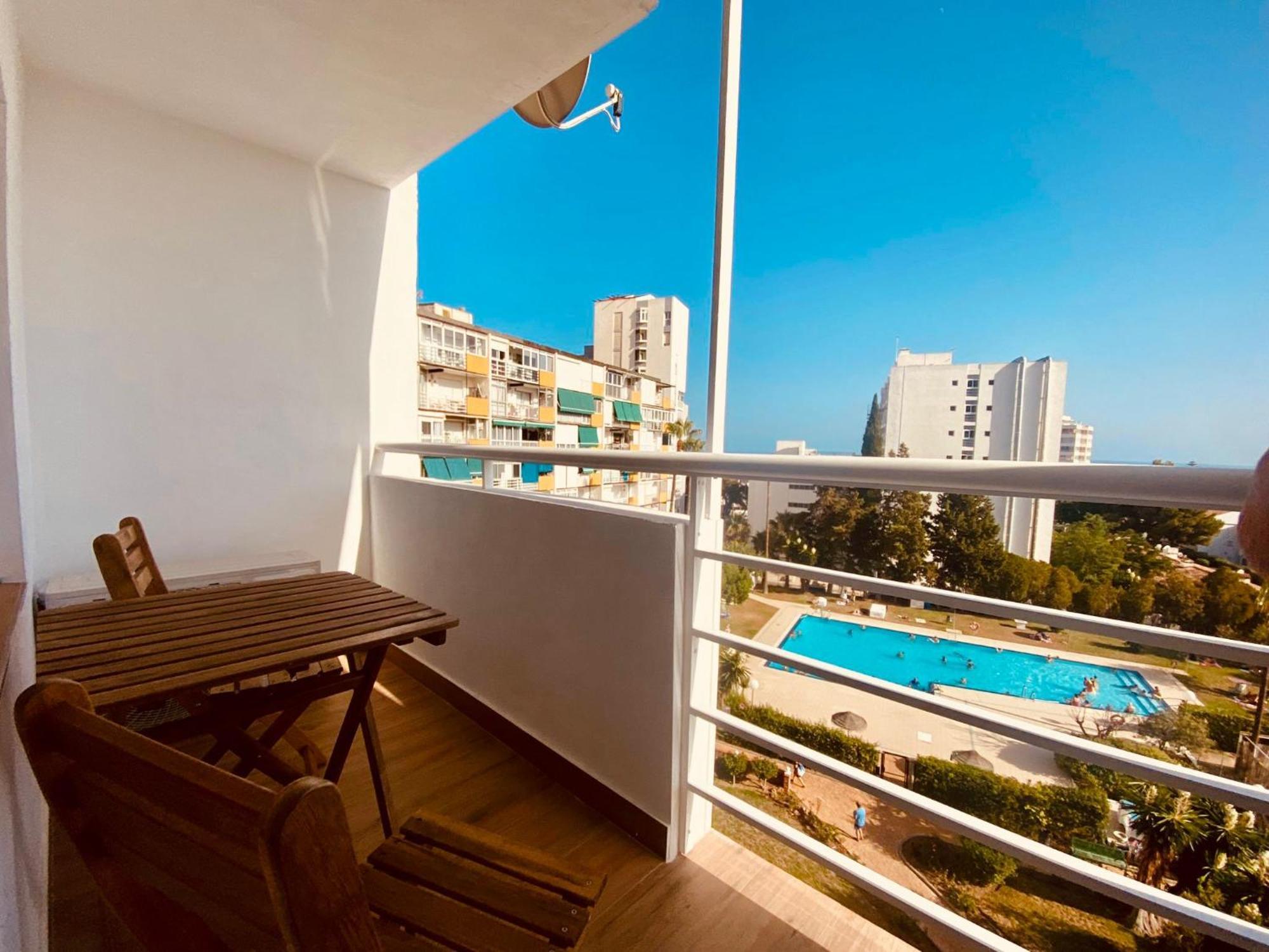 El Balcon De Bonanza Apartment Benalmadena Bagian luar foto